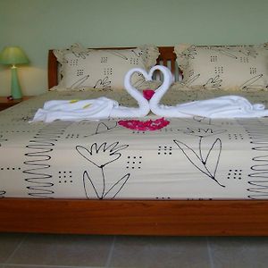 Standard Zimmer mit Kingsize-Bett